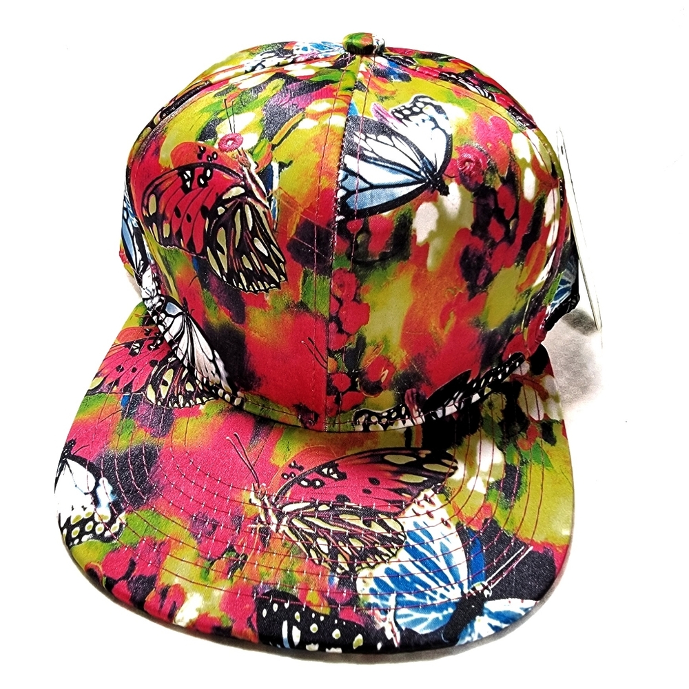 `H25461 NWT Snapback/Baseball Cap- Butterflies on Flowers
